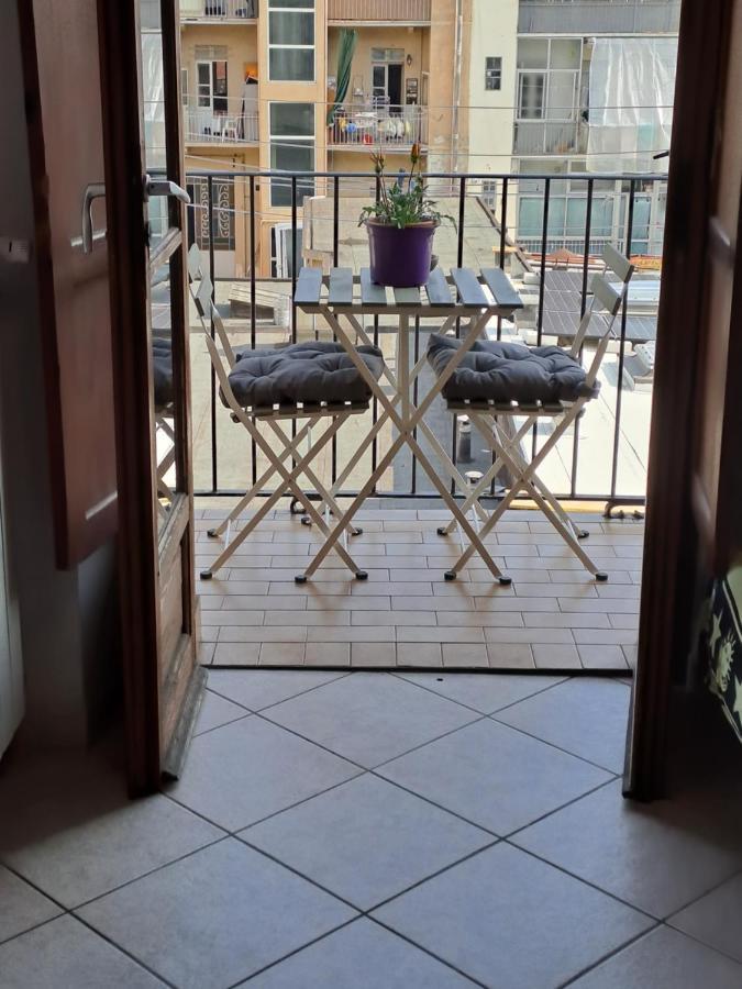 Cozy Room Stanza Close City Center In A Family House Stanza In Appartamento Condiviso Noi Viviamo In Casa Stanza In Affitto ตูริน ภายนอก รูปภาพ