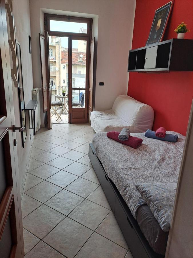Cozy Room Stanza Close City Center In A Family House Stanza In Appartamento Condiviso Noi Viviamo In Casa Stanza In Affitto ตูริน ภายนอก รูปภาพ
